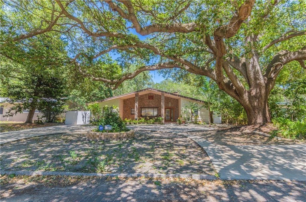 1235 Jungle Ave., St Petersburg, FL 33710