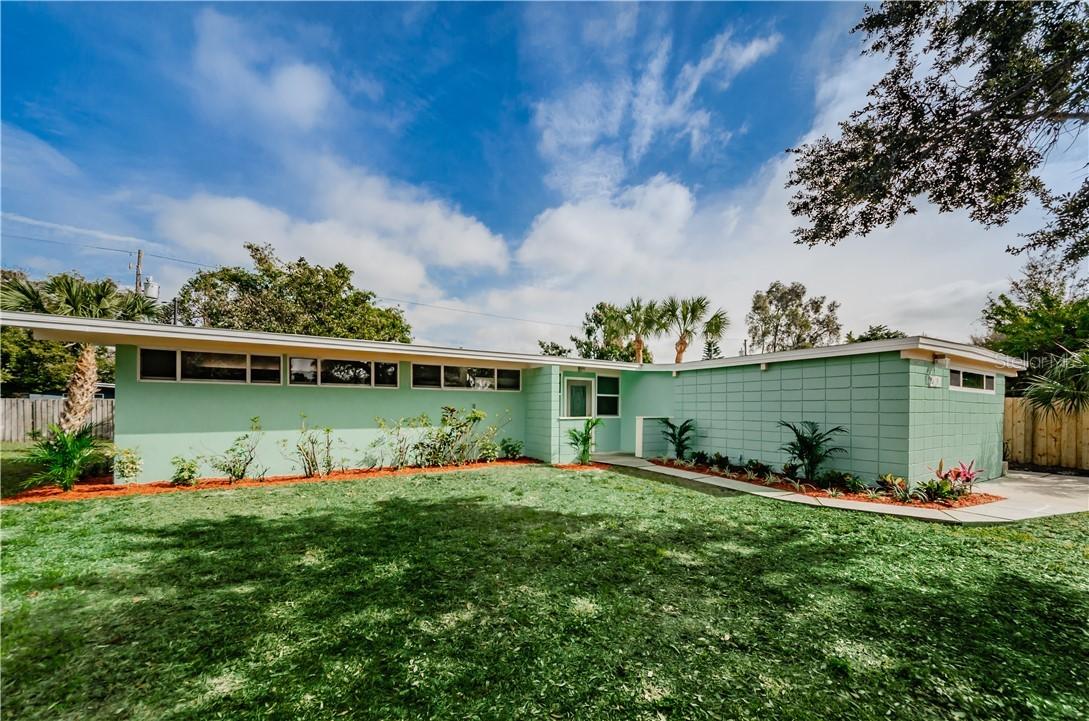 2101 Hampton Dr., St Petersburg, FL 33710