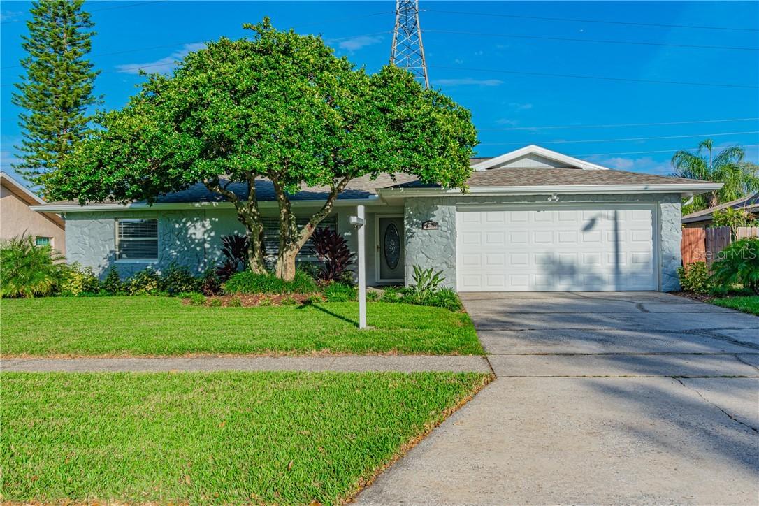 3369 Hunt Club Dr., Clearwater, FL 33761