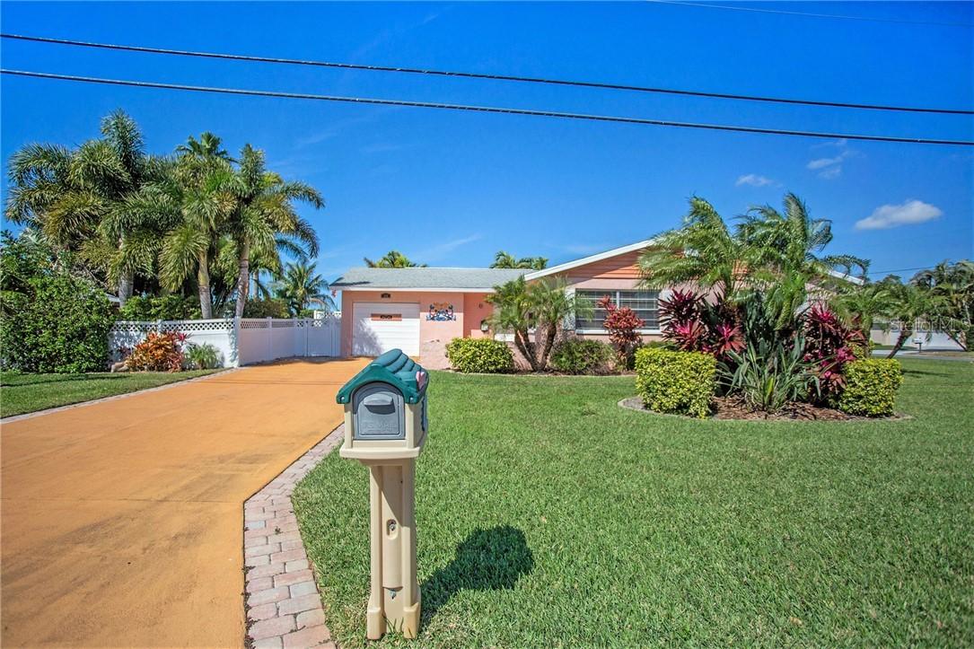380 Capri Blvd, Treasure Island, FL 33706