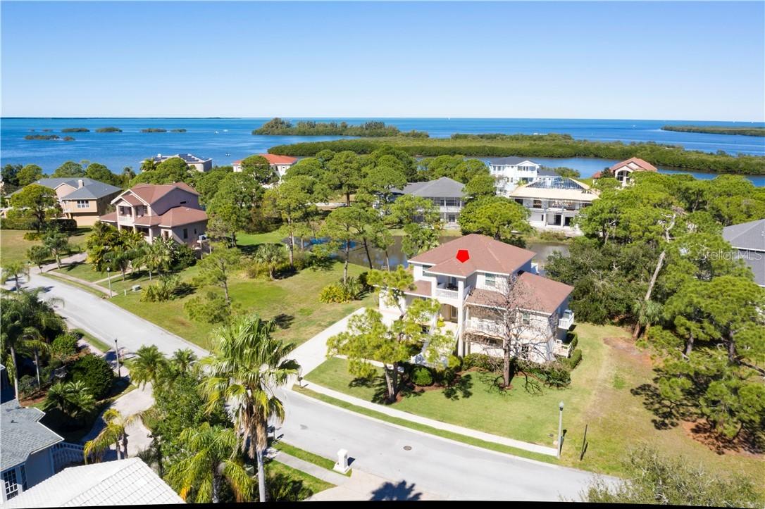 2022 Harbour Watch Cir., Tarpon Springs, FL 34689