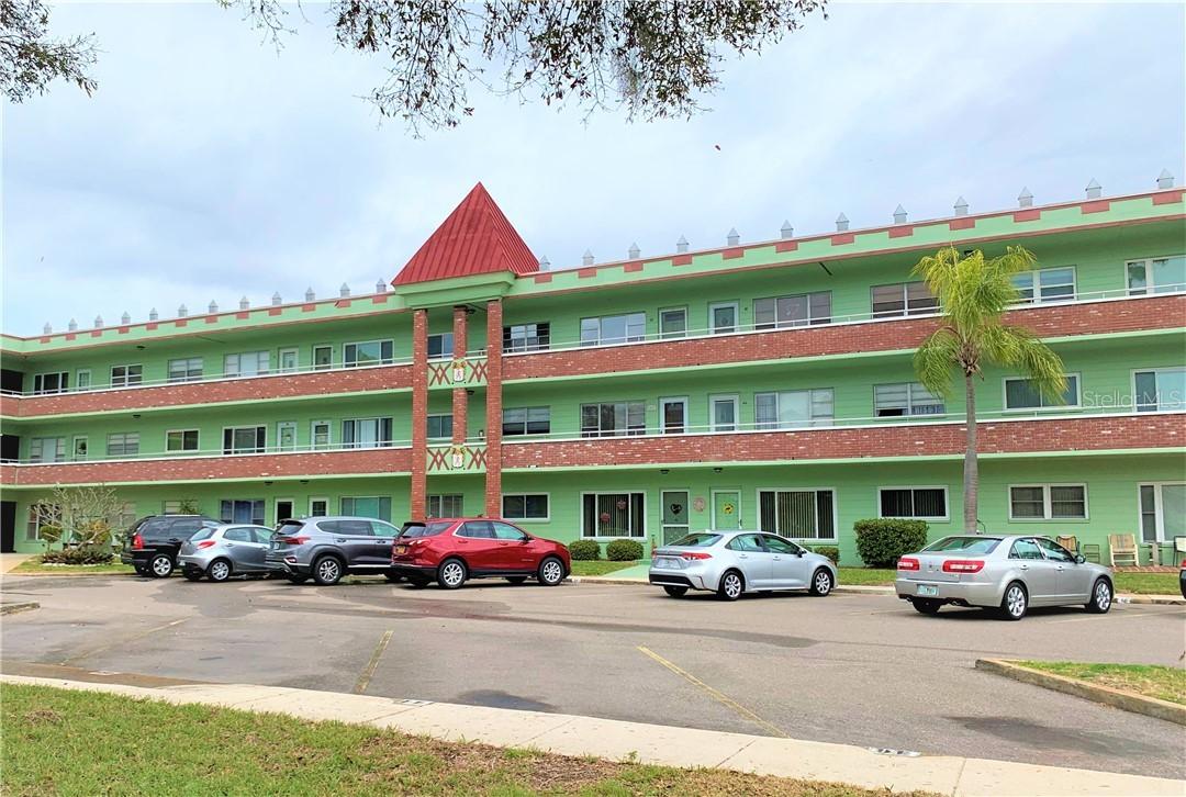 2358 Ecuadorian Way #64, Clearwater, FL 33763