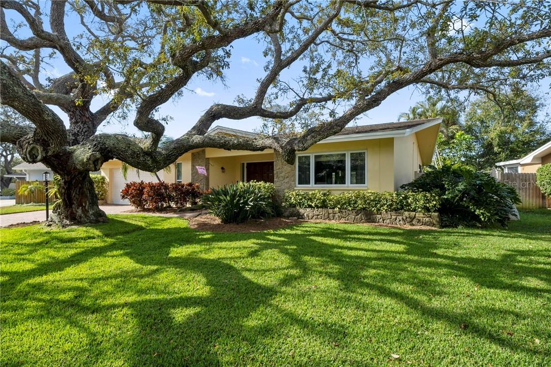 14522 Maplewood Dr., Largo, FL 33774