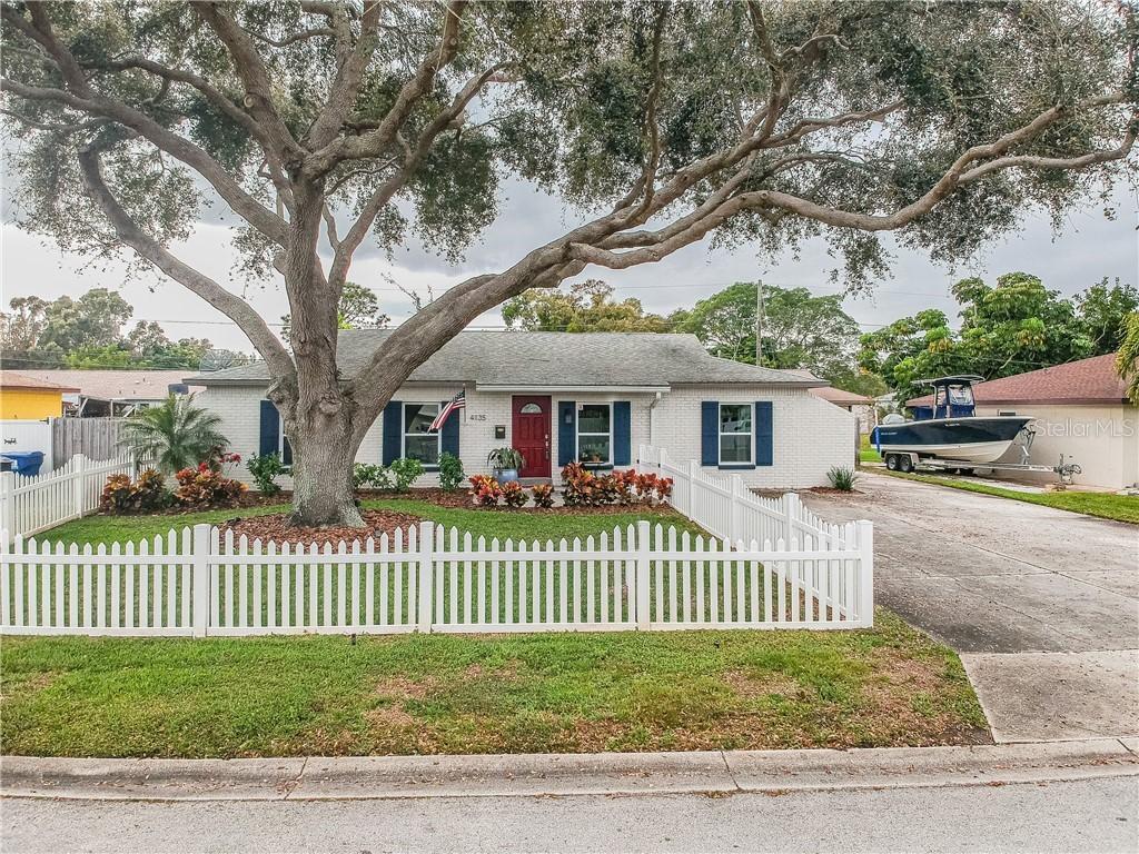 4135 Beach Dr., St Petersburg, FL 33705