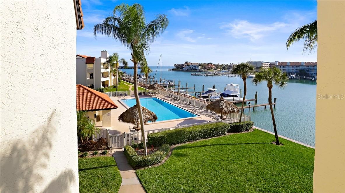 106 1st St. #209, Tierra Verde, FL 33715