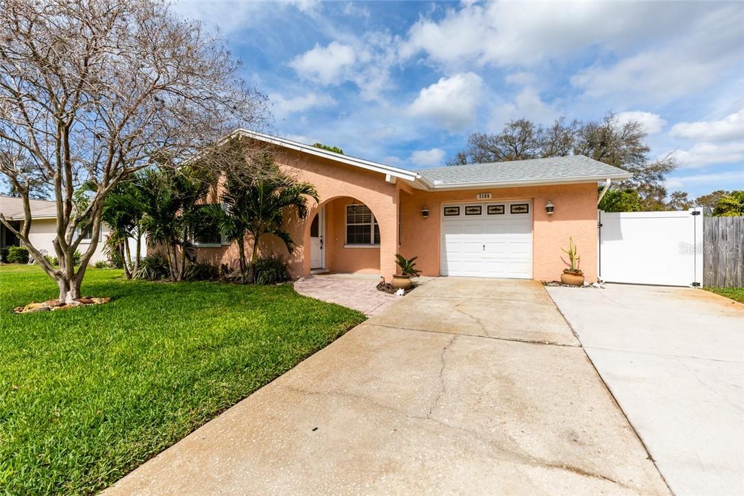 7165 61st Ave., St Petersburg, FL 33709