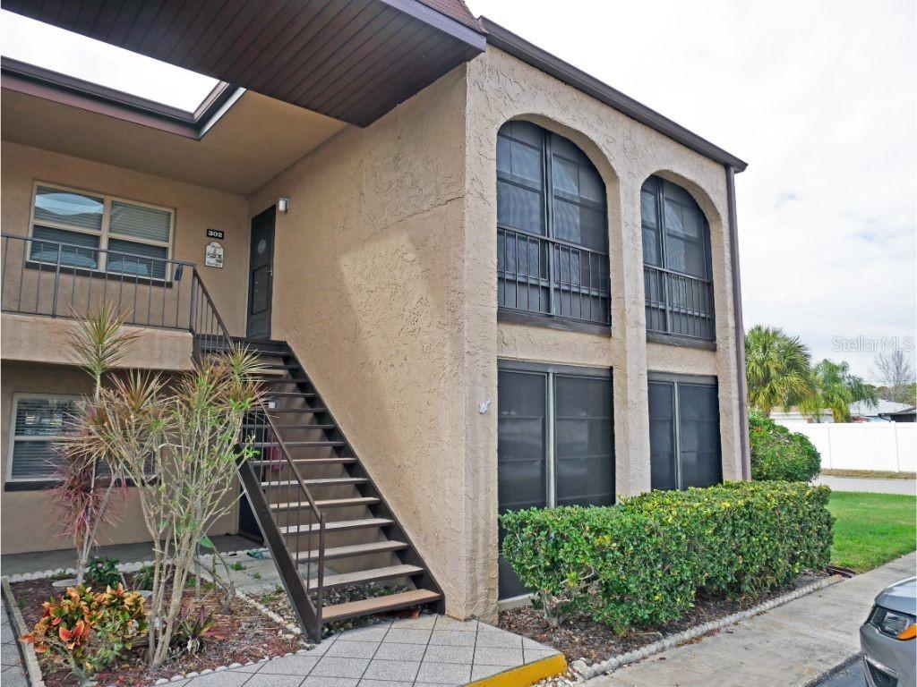 7701 Starkey Rd. #302, Largo, FL 33777