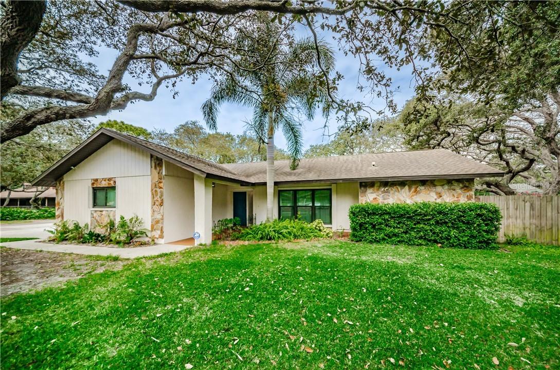 10225 Hazel St., Largo, FL 33778