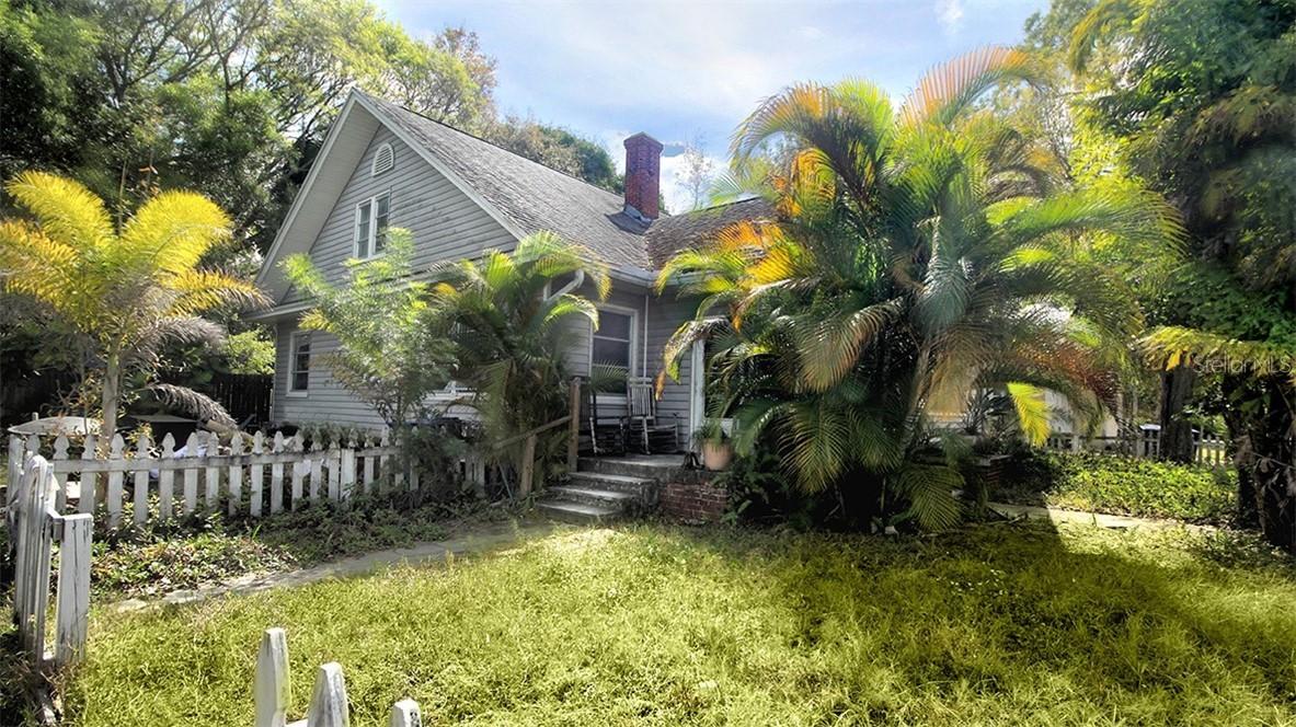 4132 4th St., St Petersburg, FL 33705