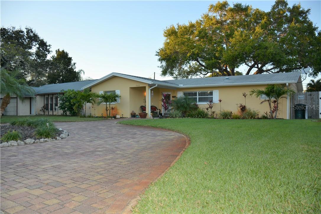 5919 20th Ave., Gulfport, FL 33707