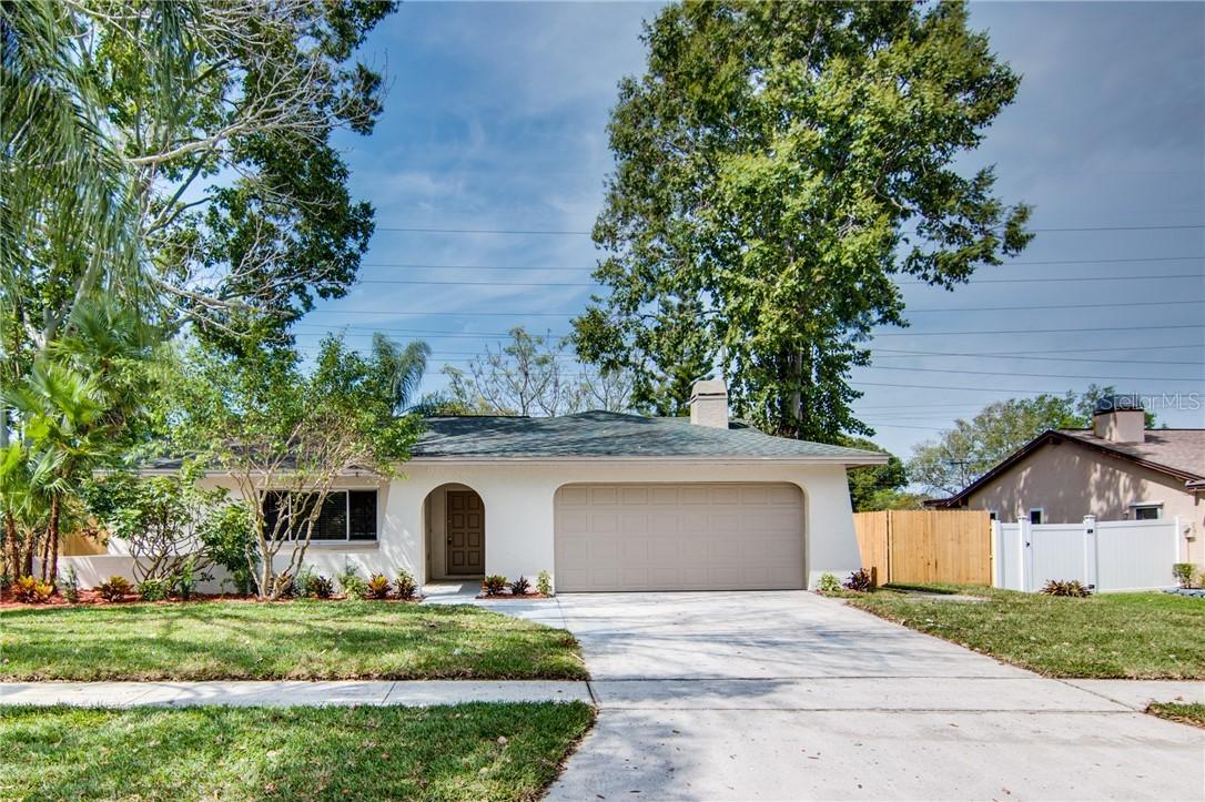 2120 Citrus Hill Ln., Palm Harbor, FL 34683