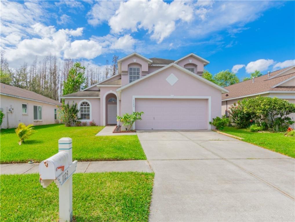 1123 Crimson Clover Ln., Wesley Chapel, FL 33543