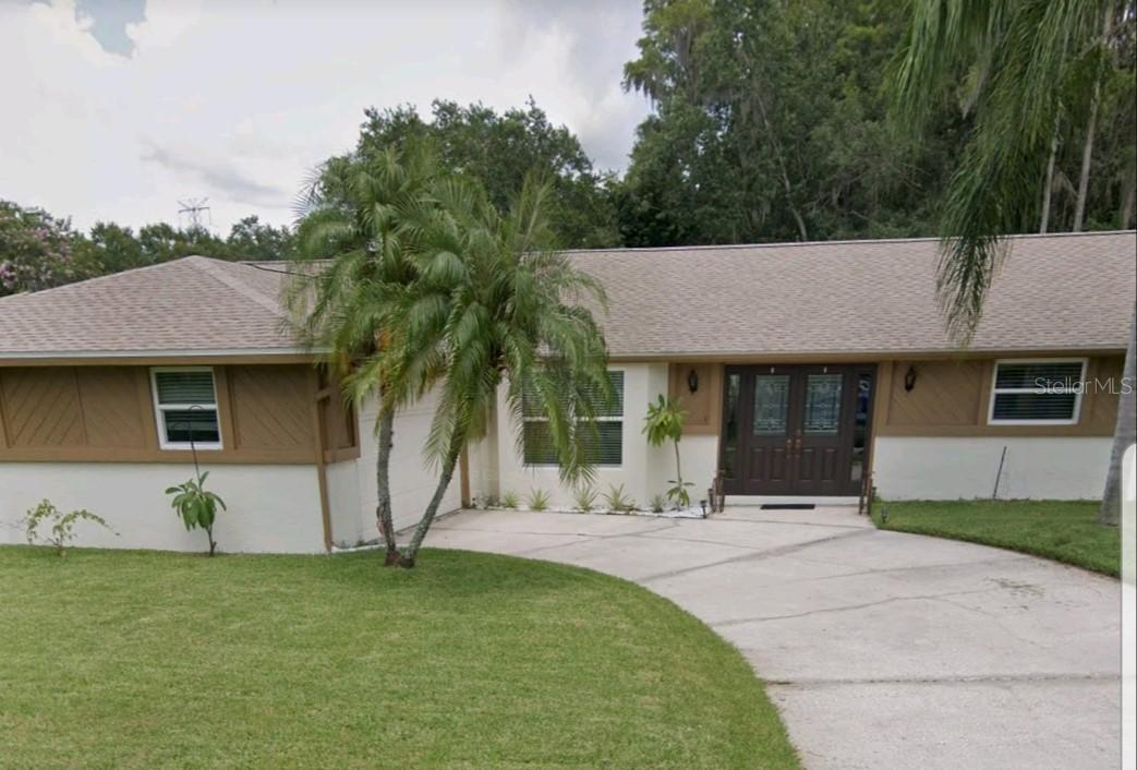 805 Jacaranda Dr., Oldsmar, FL 34677