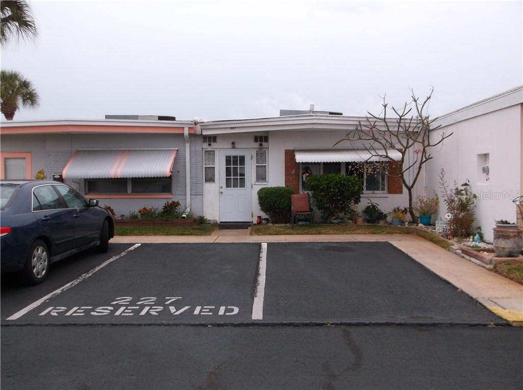 250 Rosery Rd. #227, Largo, FL 33770