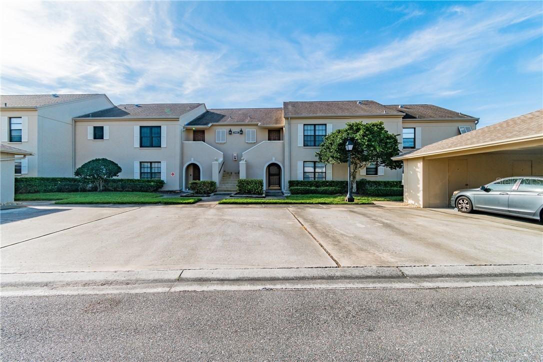 2462 Kingfisher Ln. #J104, Clearwater, FL 33762