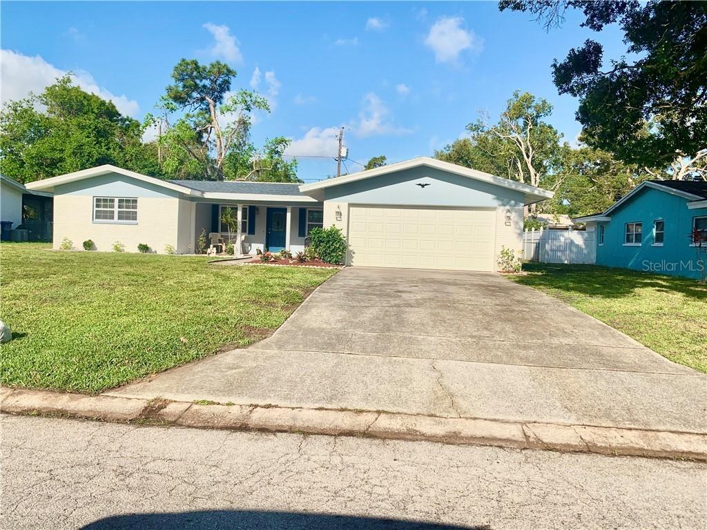 1054 Gershwin Dr., Largo, FL 33771