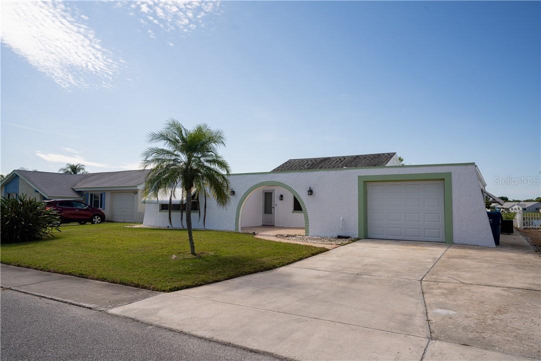 3228 Rock Valley Dr., Holiday, FL 34691