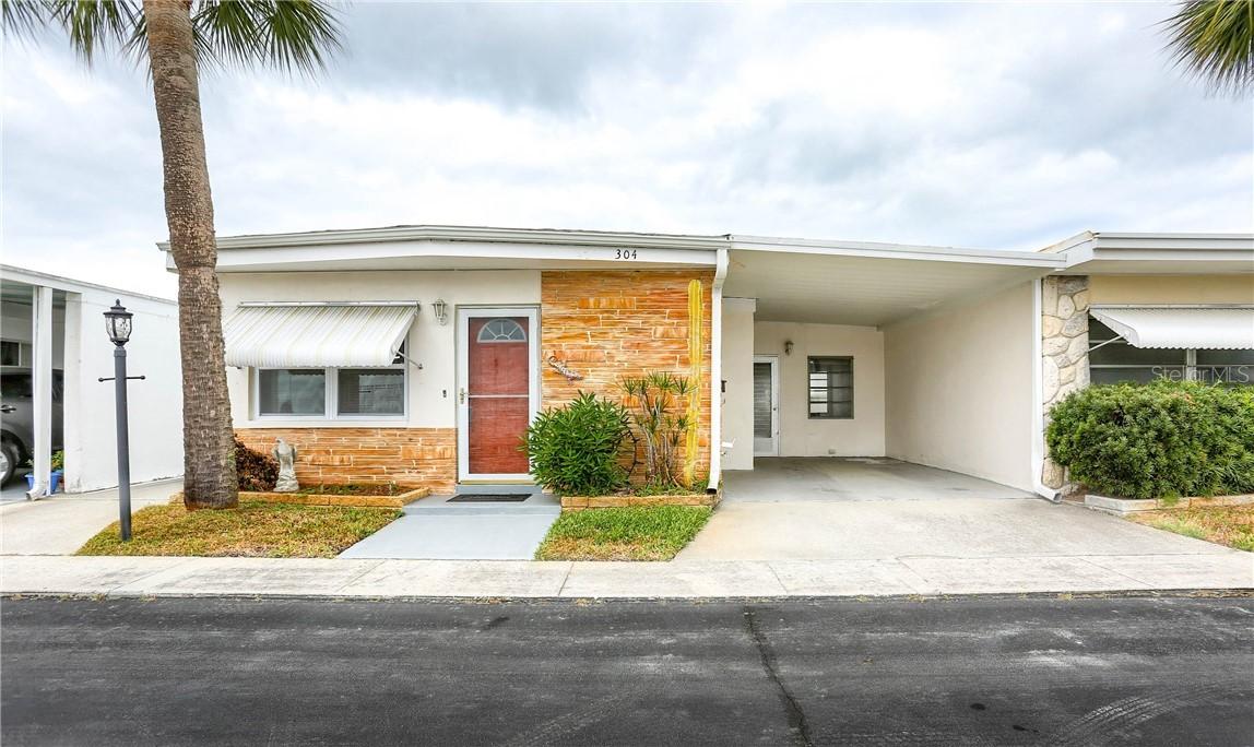250 Rosery Rd. #304, Largo, FL 33770