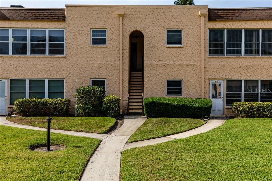 206 Cedarwood Cir., Seminole, FL 33777