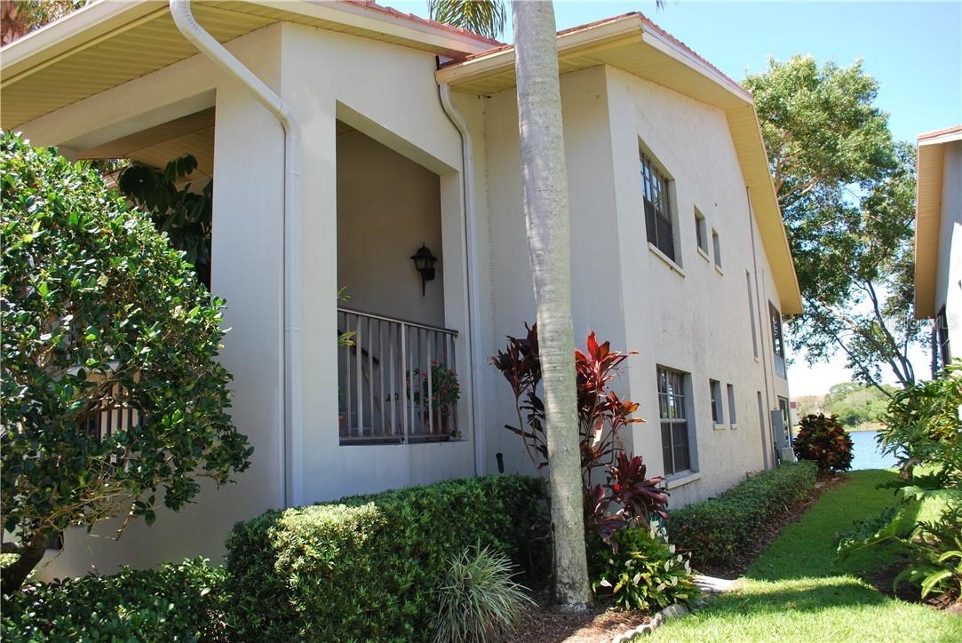 2050 Lakeview Dr. #103, Clearwater, FL 33763