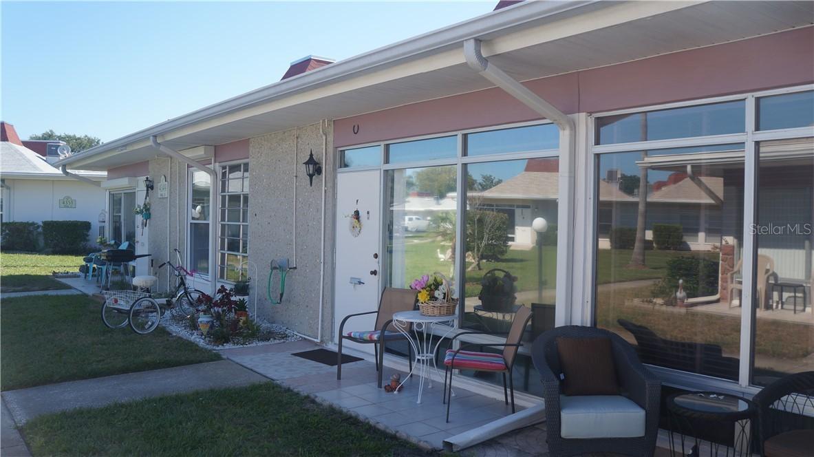 4349 Tahitian Gardens Cir. #F, Holiday, FL 34691