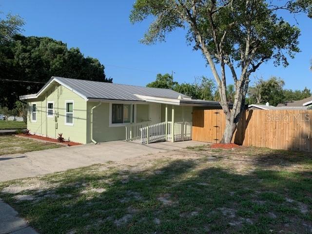 6004 Montana Ave., New Port Richey, FL 34653
