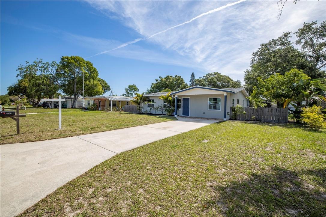 1017 Nolan Dr., Largo, FL 33770