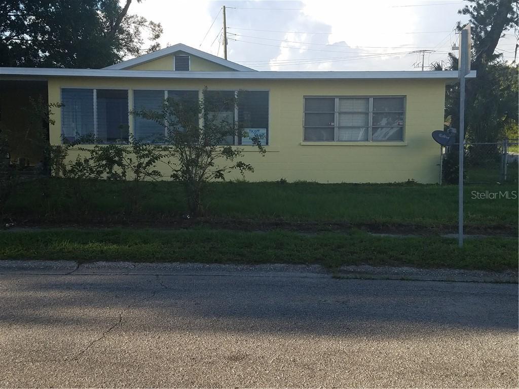 302 8th St., Palmetto, FL 34221