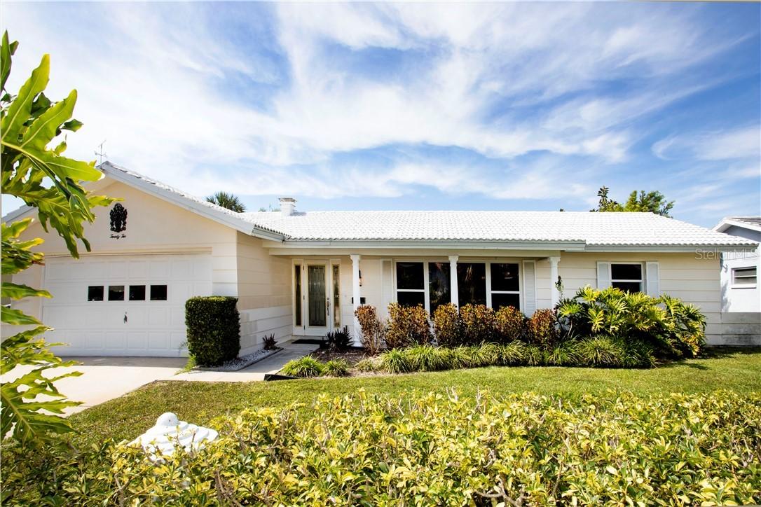 22 Bellevue Dr., Treasure Island, FL 33706