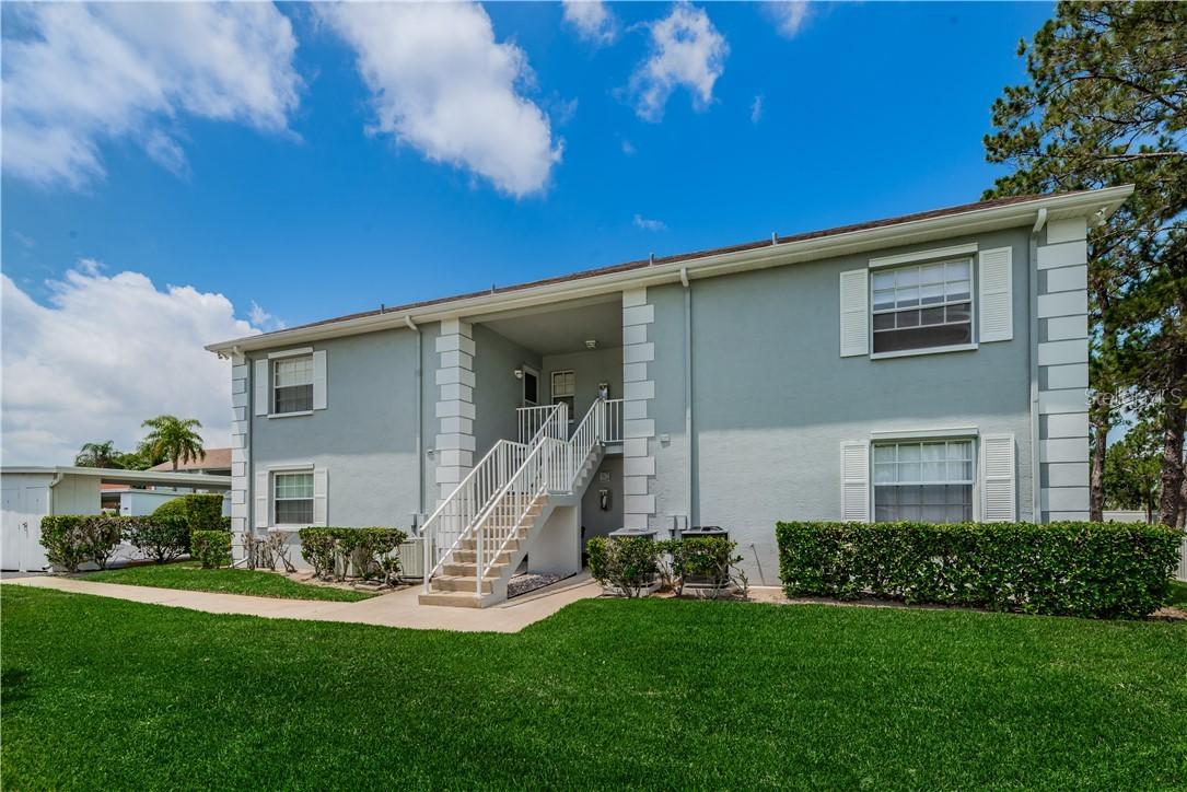 12049 Hoosier Ct. #202, Hudson, FL 34667