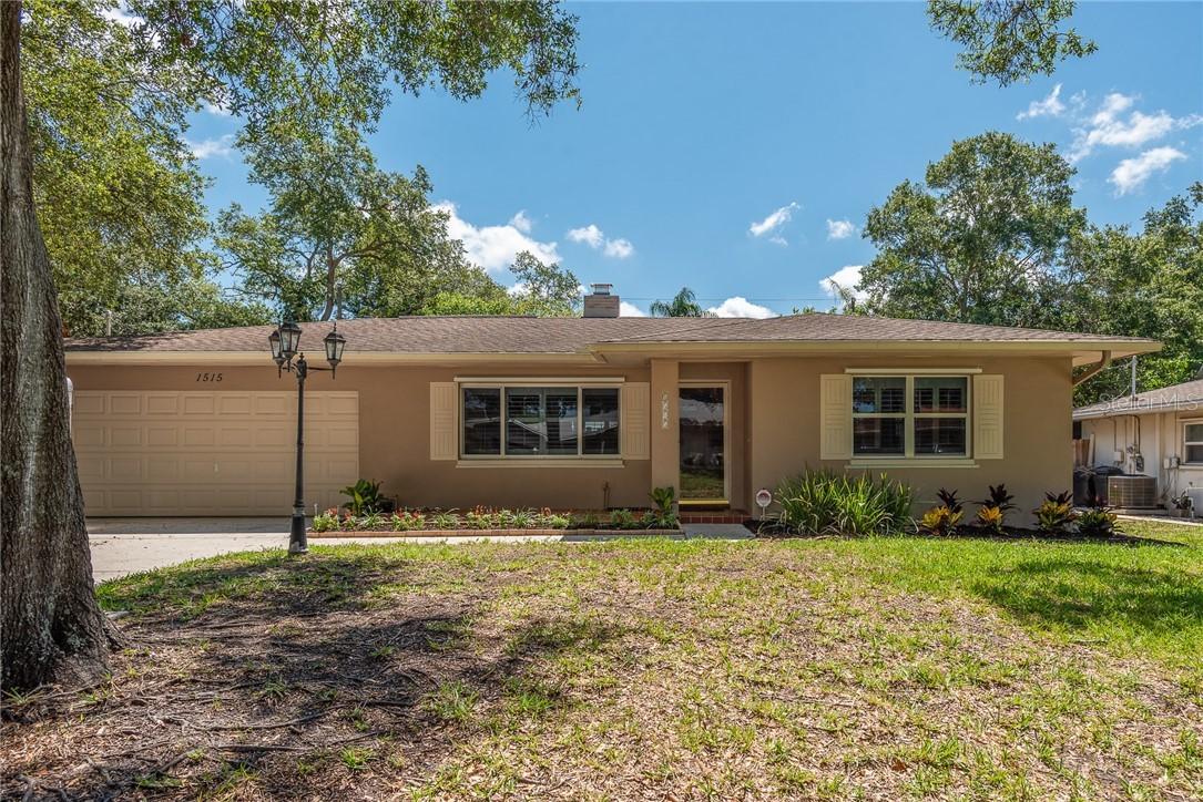 1515 Price Cir., Clearwater, FL 33764