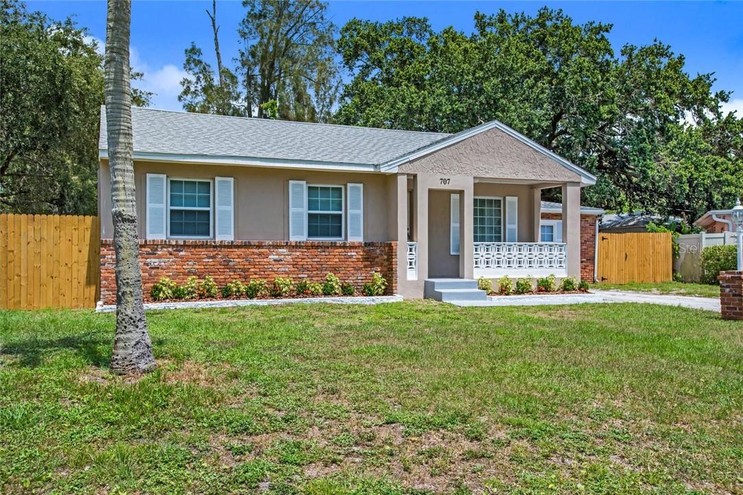 707 N Jefferson Ave., Clearwater, FL 33755
