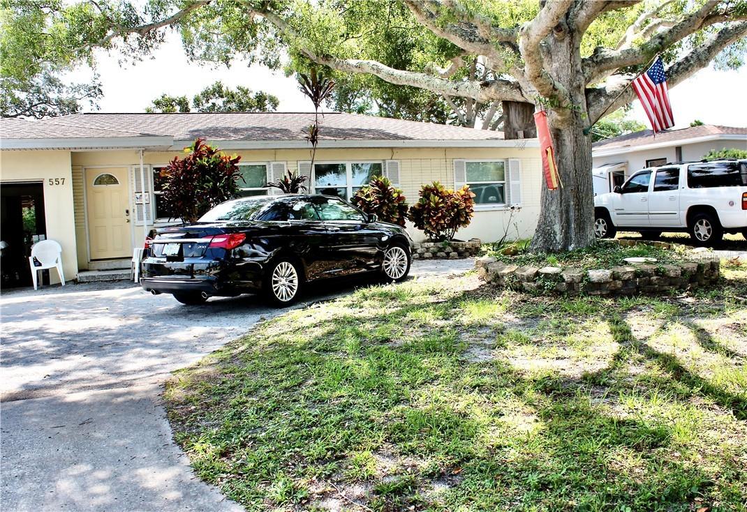 557 Westview Rd., Largo, FL 33770