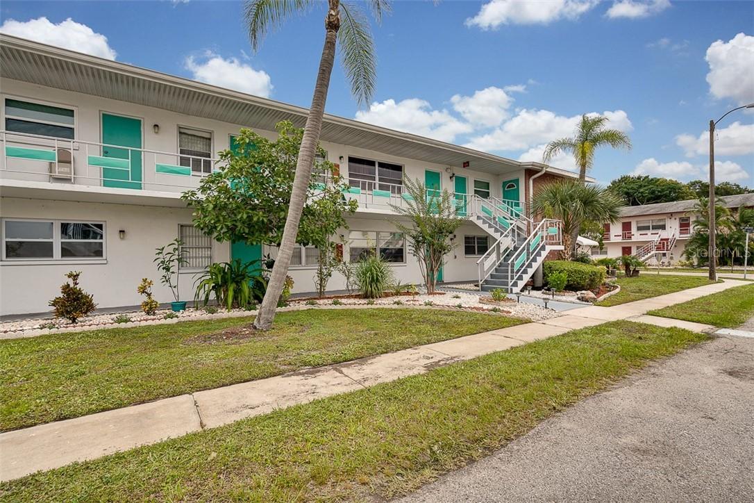 5875 21st St. #9, St Petersburg, FL 33714