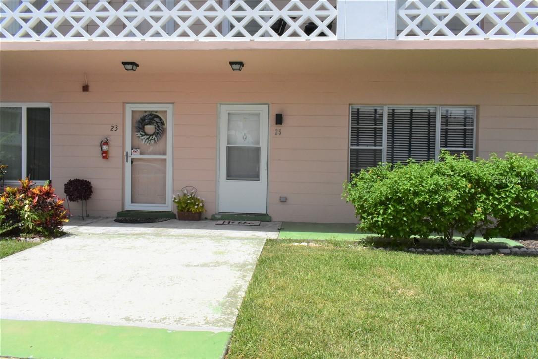 2457 Ecuadorian Way #25, Clearwater, FL 33763