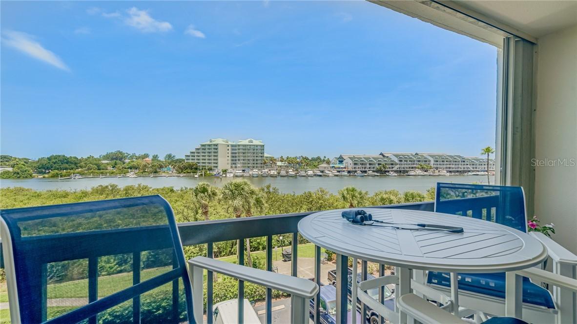 11730 Shipwatch Dr. #403, Largo, FL 33774