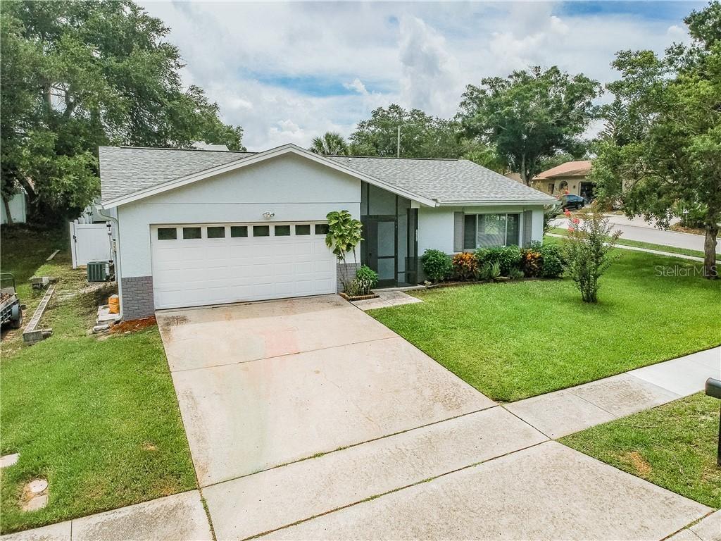 2205 E Orangehill Ave., Palm Harbor, FL 34683