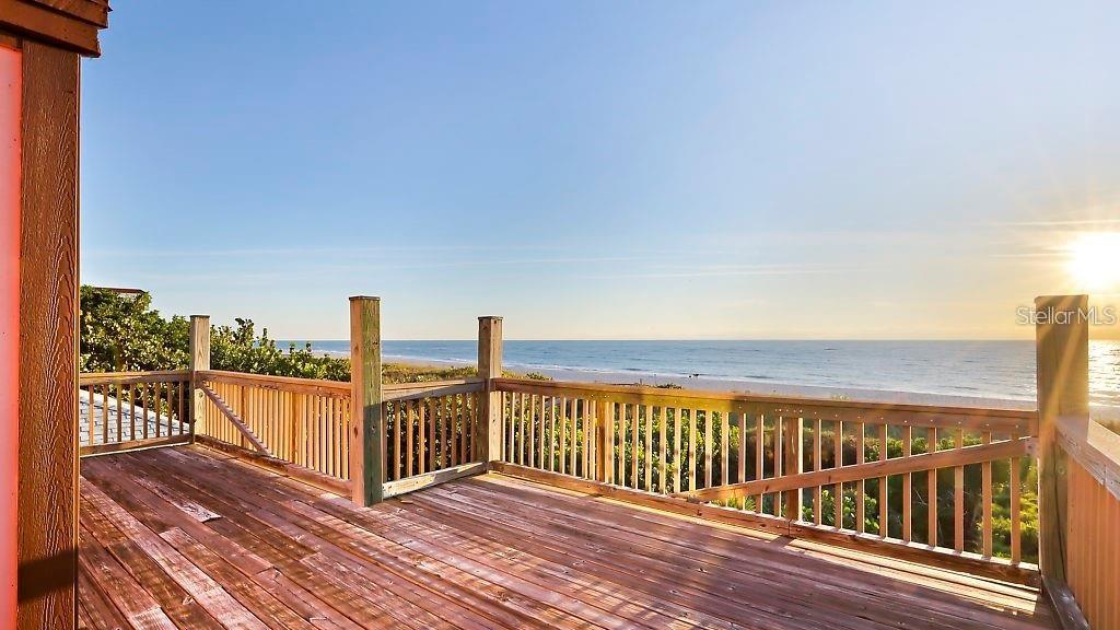 12438 1st St., Treasure Island, FL 33706