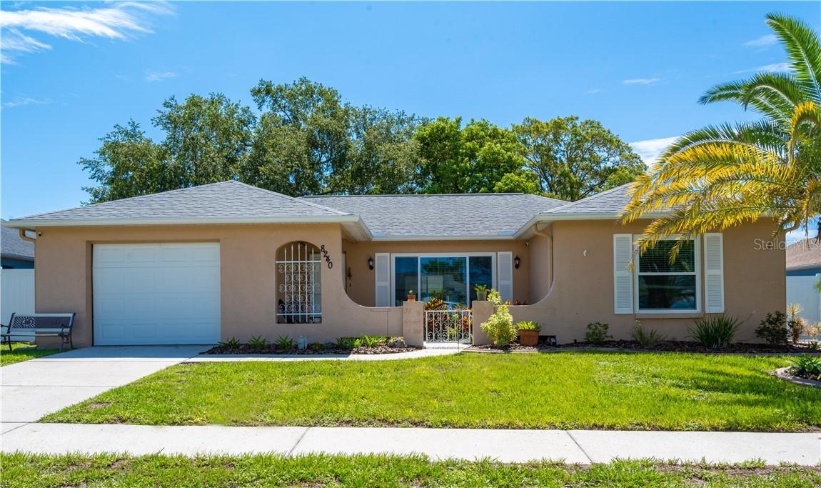 8240 Golden Bear Loop, Port Richey, FL 34668