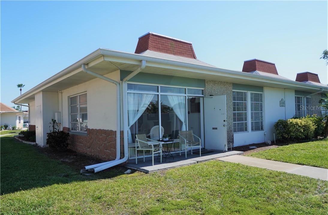 4369 Tahitian Gardens Cir. #E, Holiday, FL 34691