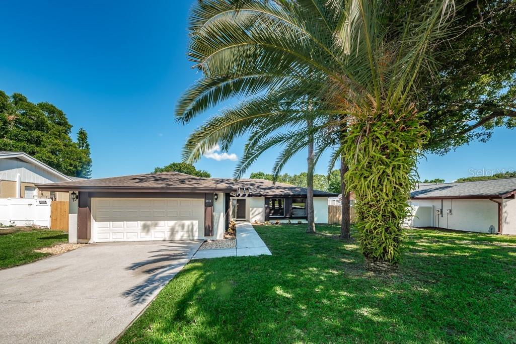 3913 Lake St. George Dr., Palm Harbor, FL 34684