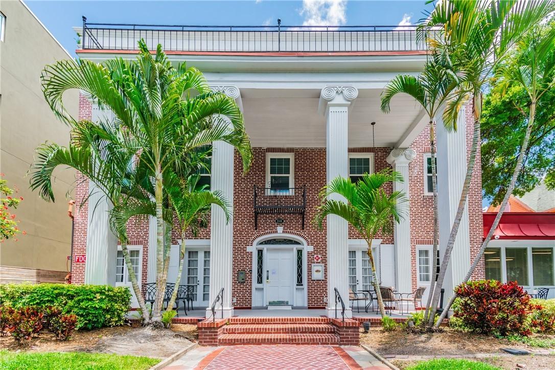 219 4th Ave. #303, St Petersburg, FL 33701