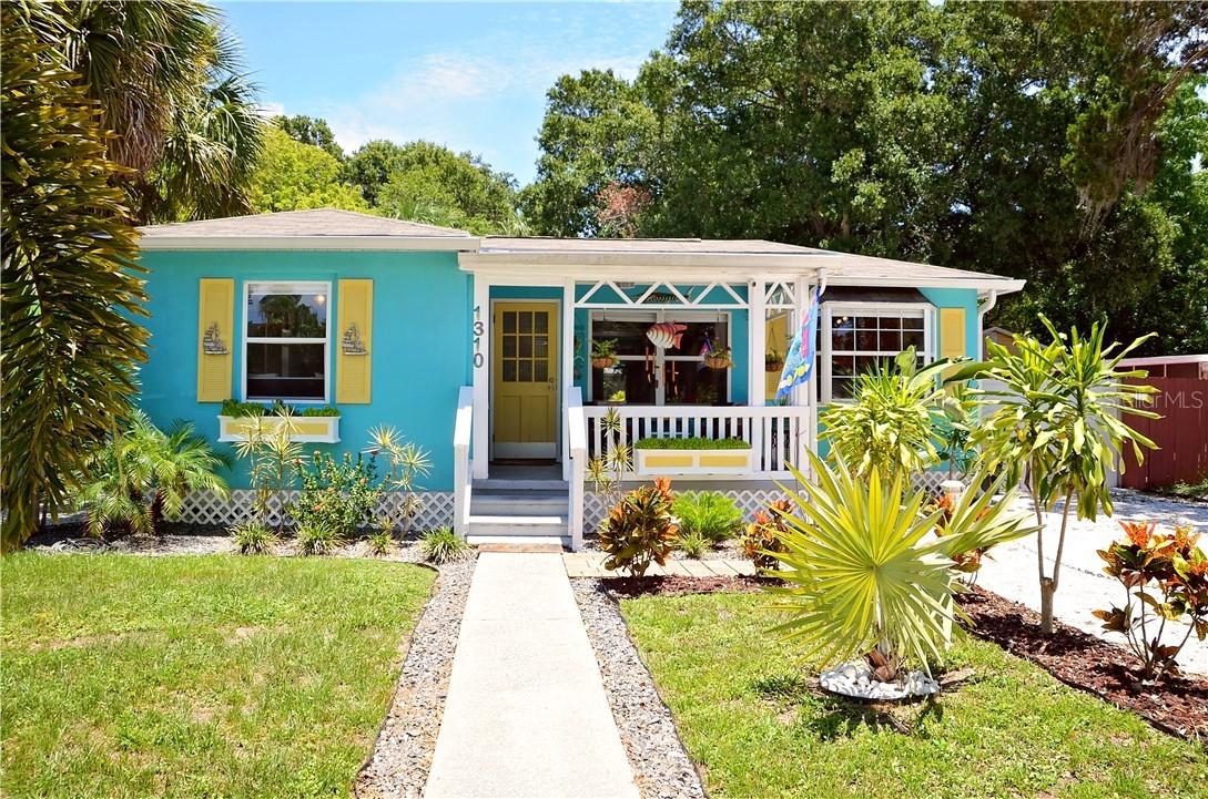 1310 Freemont St., Gulfport, FL 33707