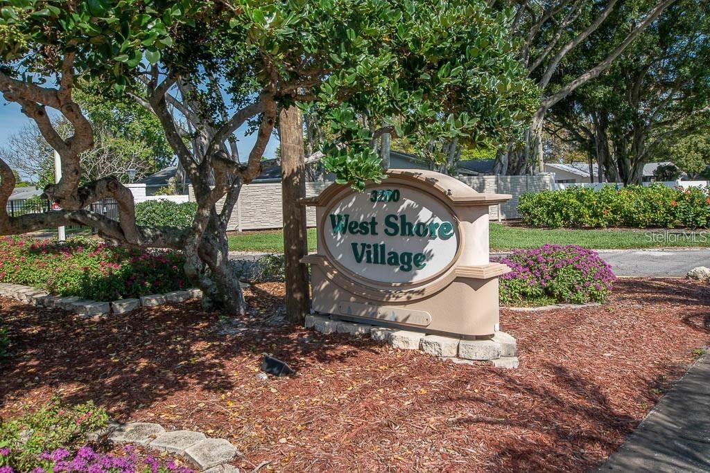 3285 40th Way #B, St Petersburg, FL 33711