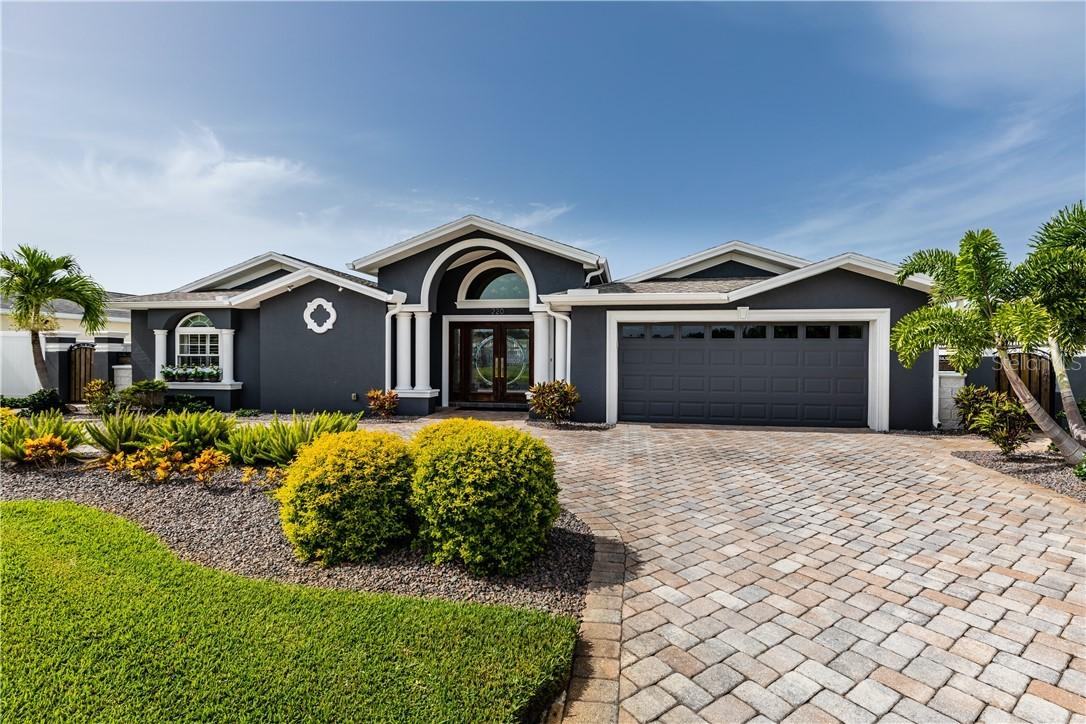 220 98th Ave., St Petersburg, FL 33702