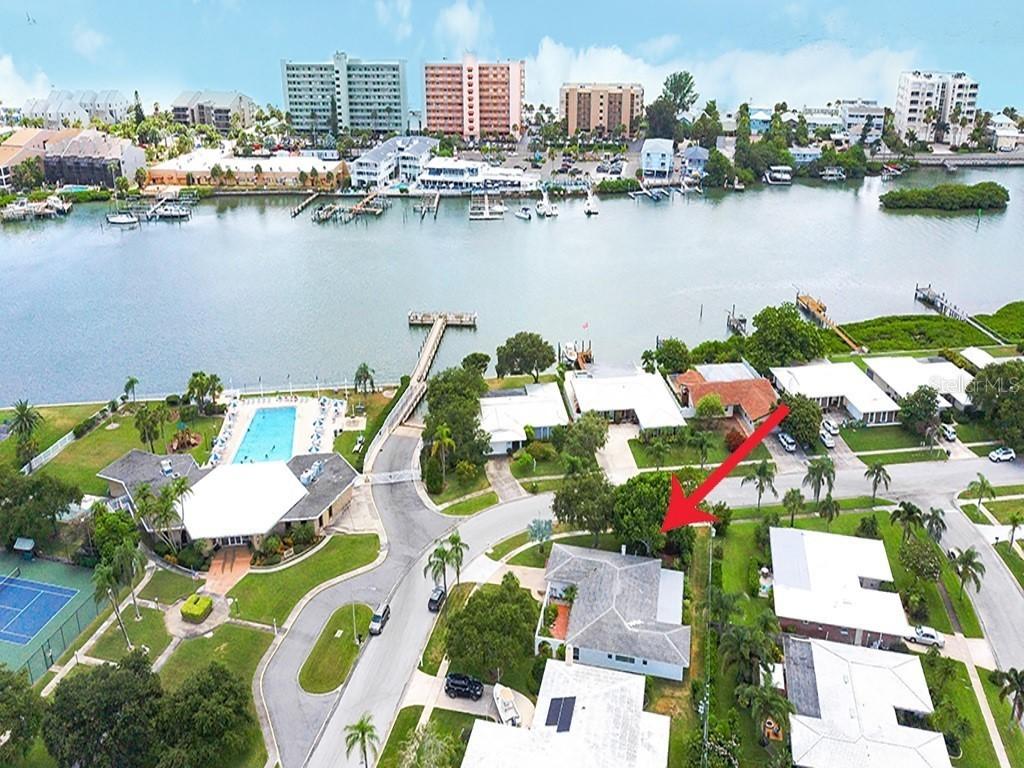 15001 Sovereign Dr., Largo, FL 33774