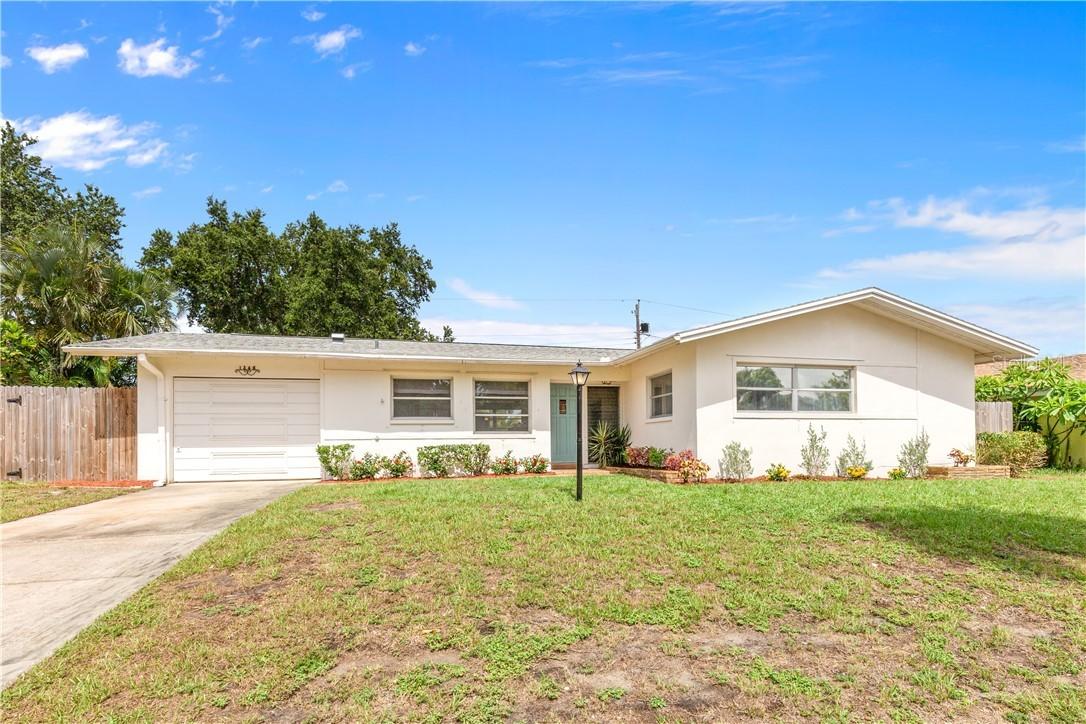 1346 Hill Dr., Largo, FL 33770