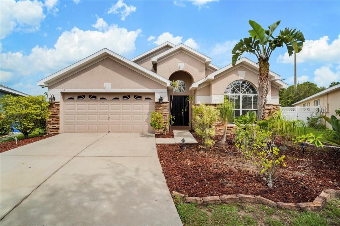 317 Delwood Breck St., Ruskin, FL 33570
