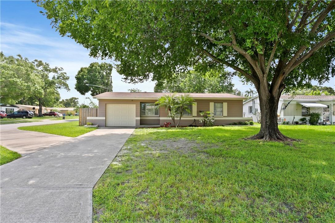 8501 52nd Ln., Pinellas Park, FL 33781
