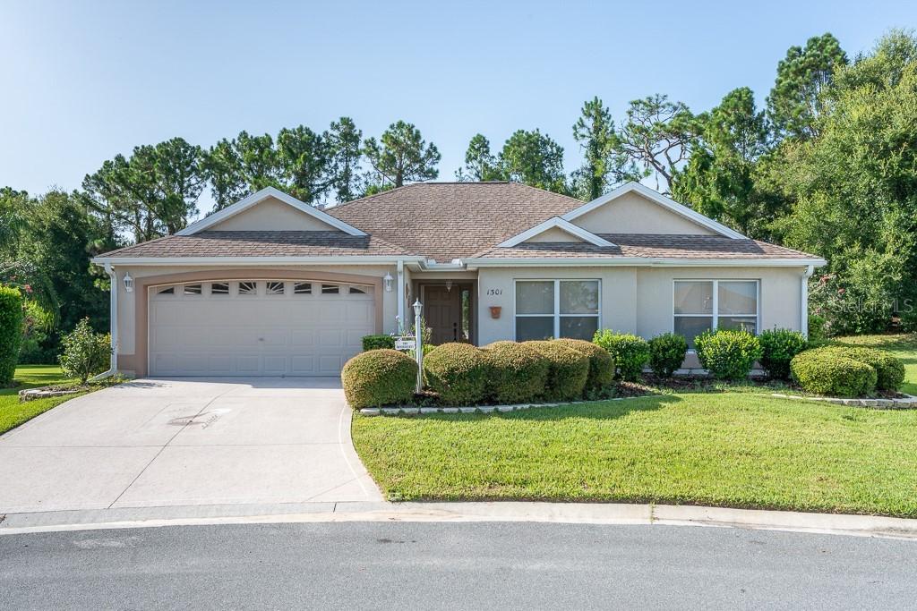 1301 Estrella Ln., The Villages, FL 32162